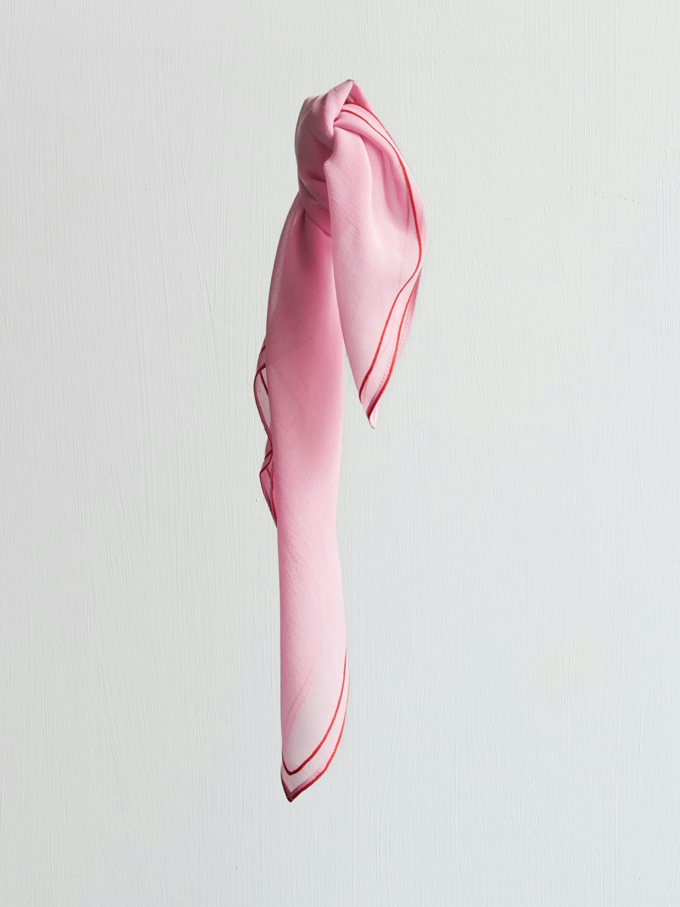 Fairfax red on Pink web P 1