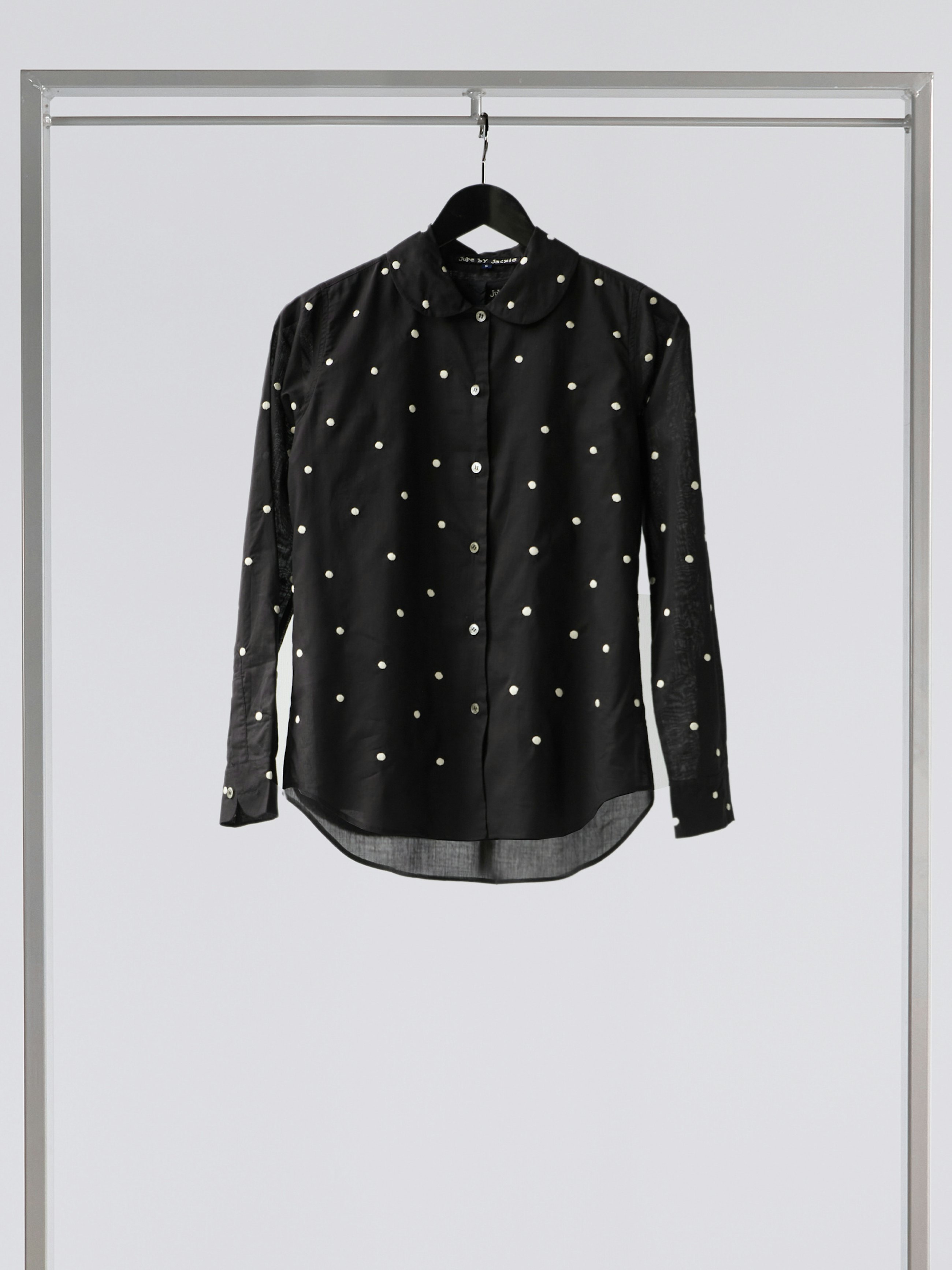 White dots II 00276 P